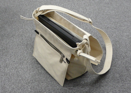 postmanbaggage.jpg